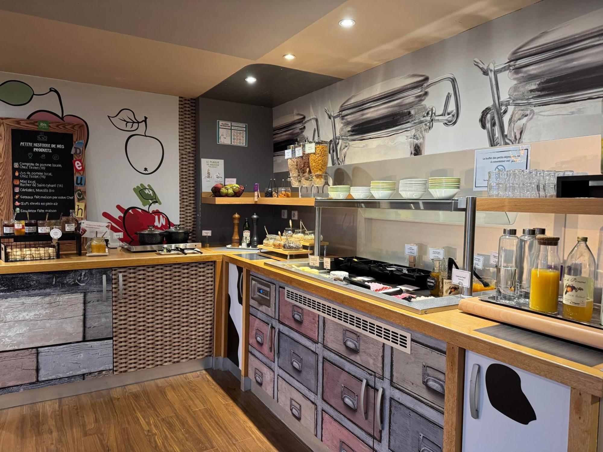 Ibis Styles Angouleme Nord - Hotel Restaurant Champniers  Exterior photo
