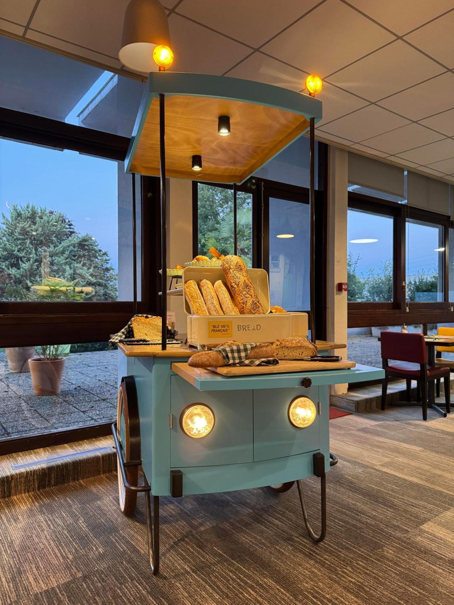 Ibis Styles Angouleme Nord - Hotel Restaurant Champniers  Exterior photo